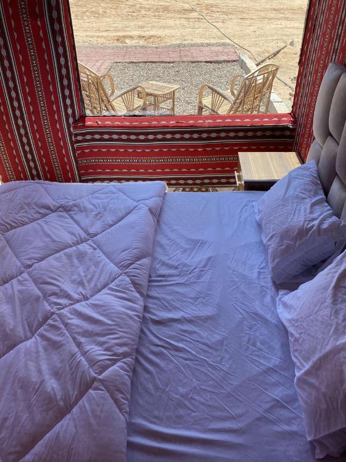 Готель Adam Bedouin Camp Ваді-Рам Екстер'єр фото