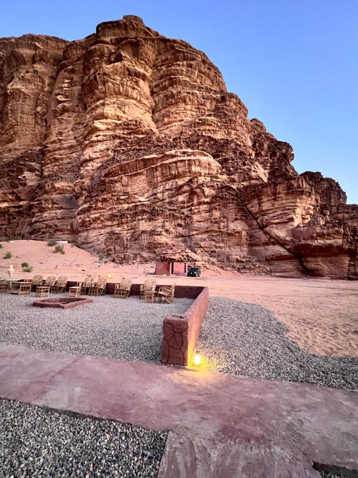 Готель Adam Bedouin Camp Ваді-Рам Екстер'єр фото